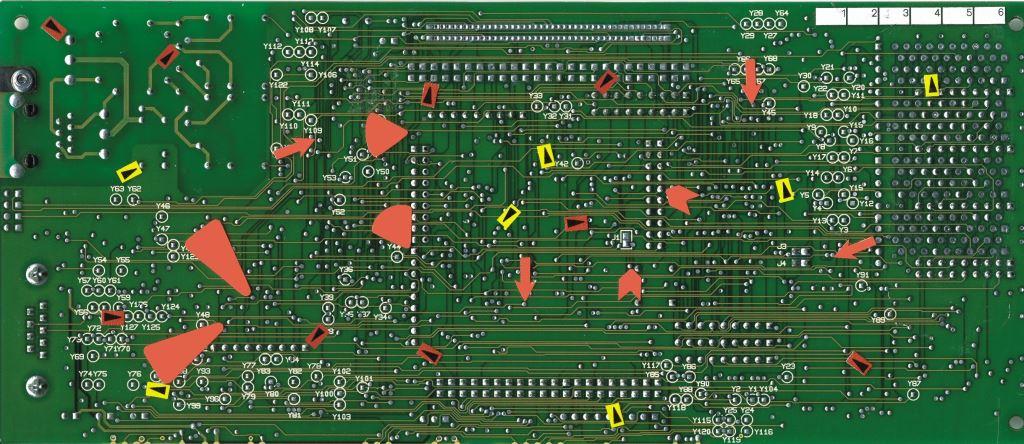 Leiterplatte mit Markierungspfeilen 